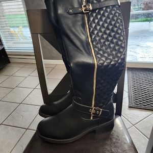 Never worn boots purchased new  just never got the chance to wear